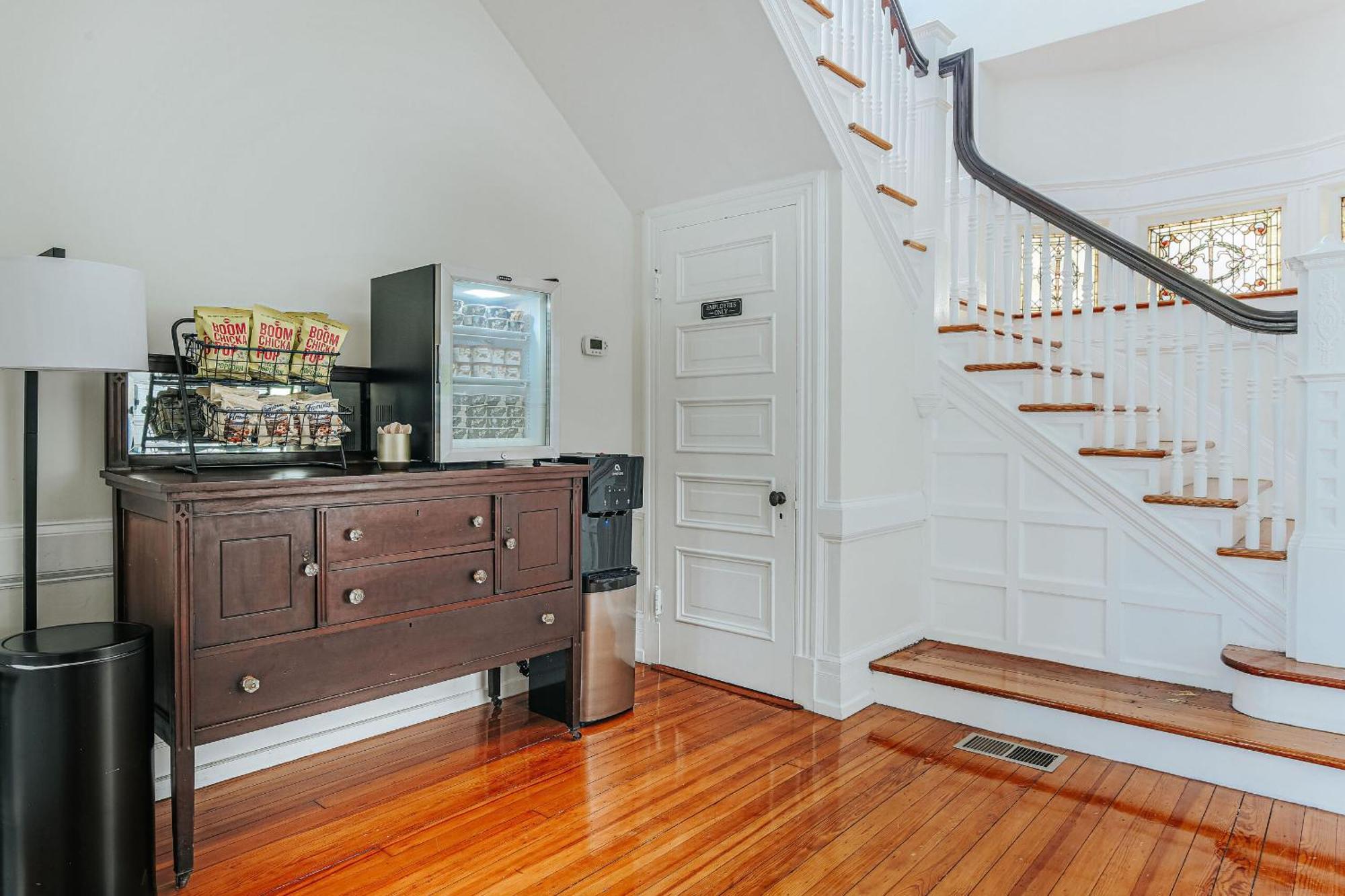 The Historic Berkeley Place Staunton Rum bild