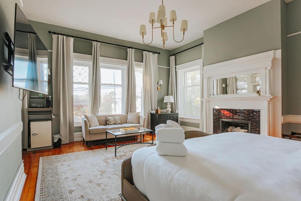 The Historic Berkeley Place Staunton Rum bild